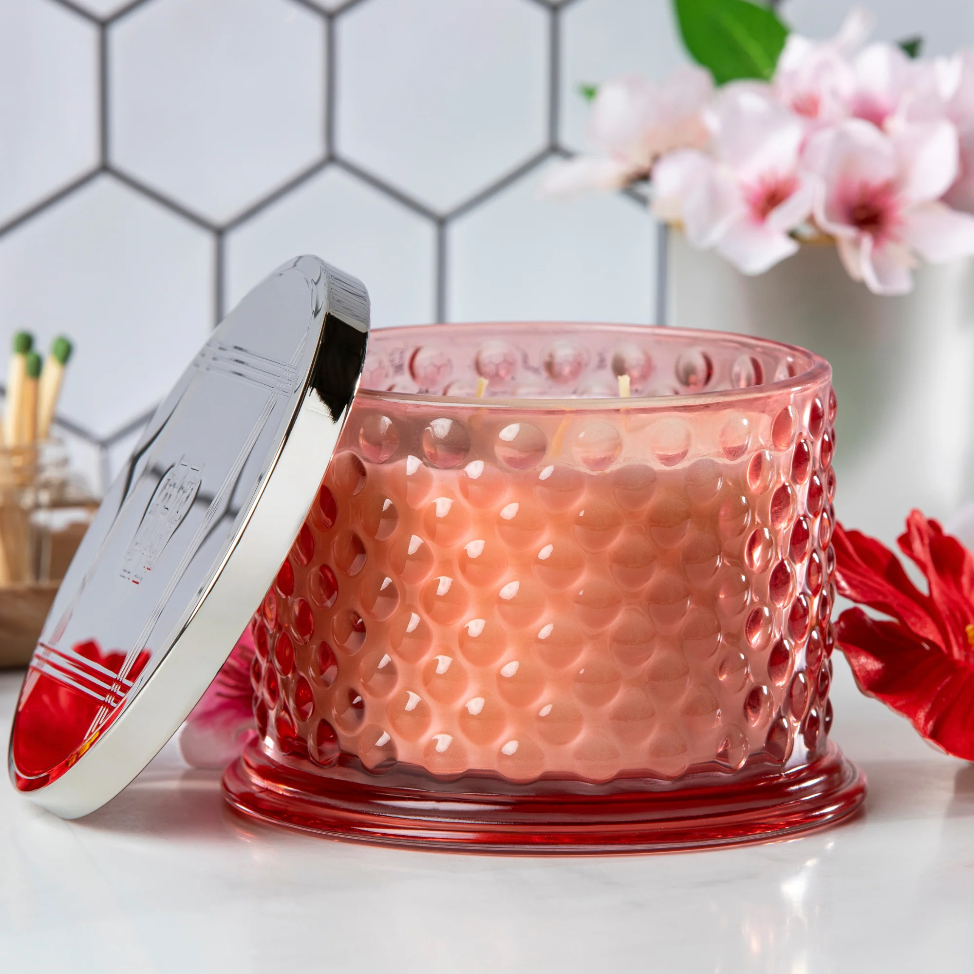 Hibiscus Flower 3-wick Hobnail Candle - Image 5